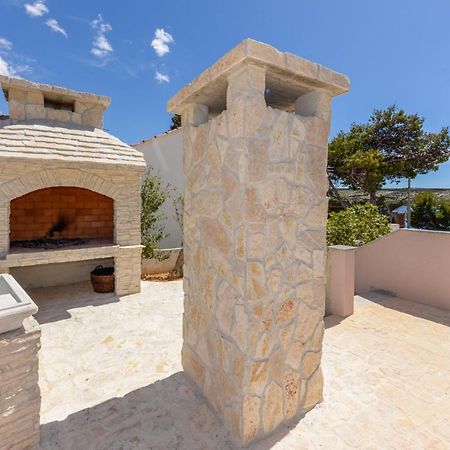 Apartments Amfora - Cozy And Modern Apartments For Up To 15 People, 100M From The Sea And Beach Стара Новаля Екстер'єр фото