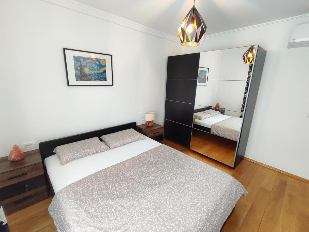 Apartments Amfora - Cozy And Modern Apartments For Up To 15 People, 100M From The Sea And Beach Стара Новаля Екстер'єр фото